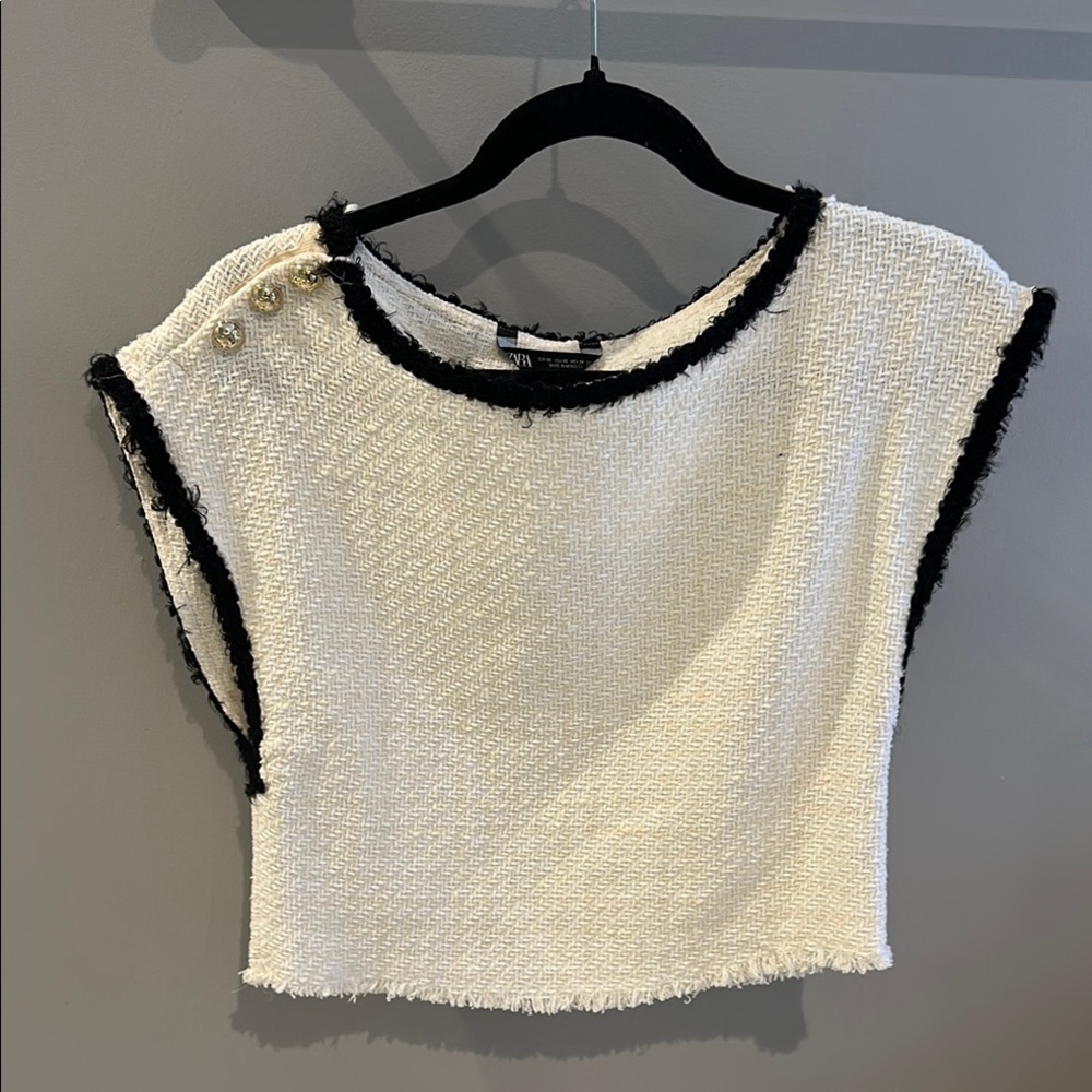 Zara Chic Tweed White and Black Women's Top with Gold Buttons size xs